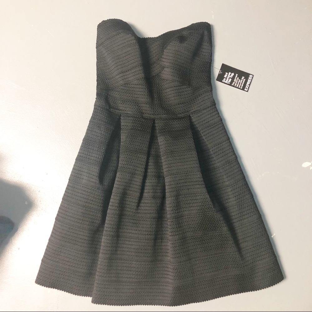 Express strapless dress! NWT - Picture 2 of 5